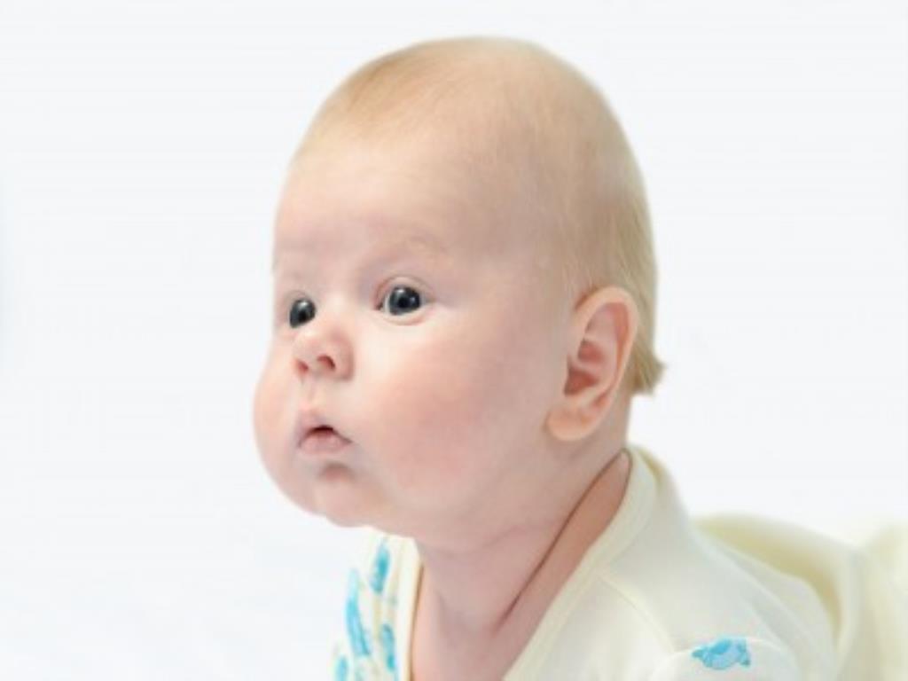 Второй месяц жизни ребенка. Что умеет ребенок в два месяца?