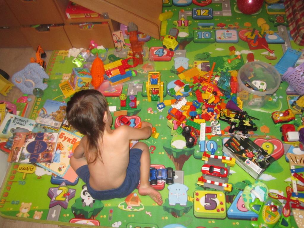 какие игрушки нужны детям и сколько их должно быть