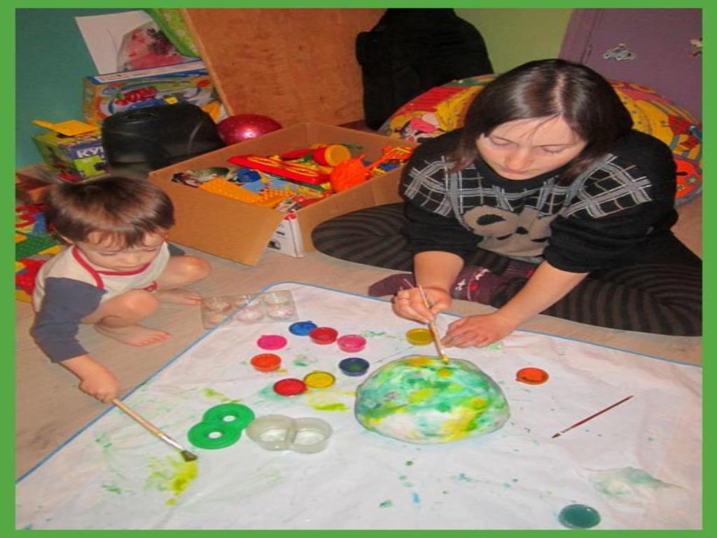 Детские игры со снегом дома. Расскрашиваем колобка