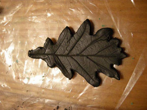 листочок з глини